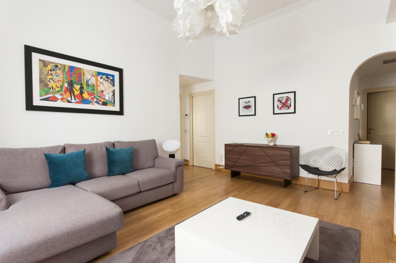 Youhosty - Dei Piatti 3 Appartement Milaan Buitenkant foto